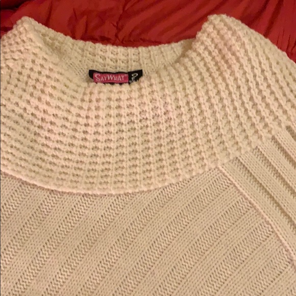 EUC Women's Turtleneck Cable-Knit Poncho One Size - Picture 2 of 3
